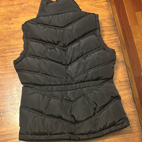 Canada Weather Gear Girls Black Cozy Vest Size M 10/12 to 15c No Hood - Picture 4 of 6